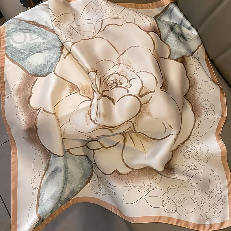 2024 デザインファッションプリントサテンスクエアシルクス - Luxury Bags China のレビューと価格